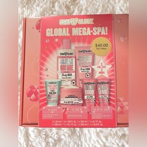 Soap & Glory Pink Global Mega-Spa Body Wash Set